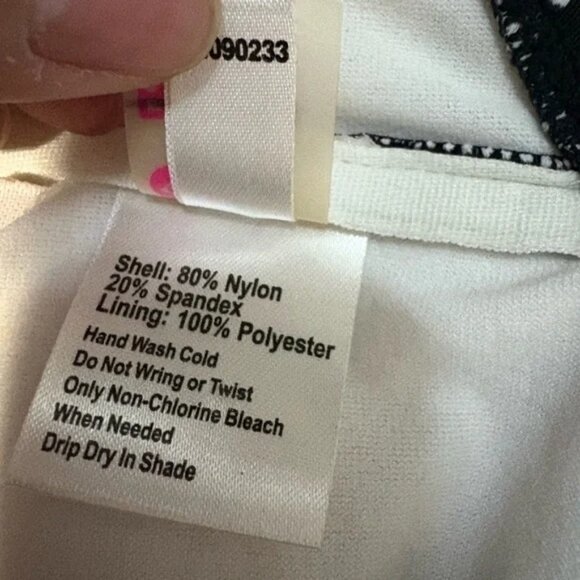 Roxy size small halter style bikini, black white geometric pattern, side ties - Picture 4 of 6